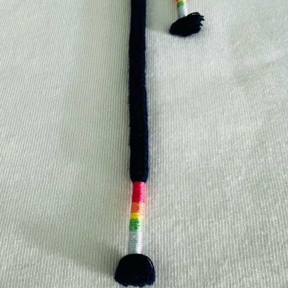 Woodley + Lowe Chic Crop White Hoodie with Navy Accents Size D - Picture 12 of 12